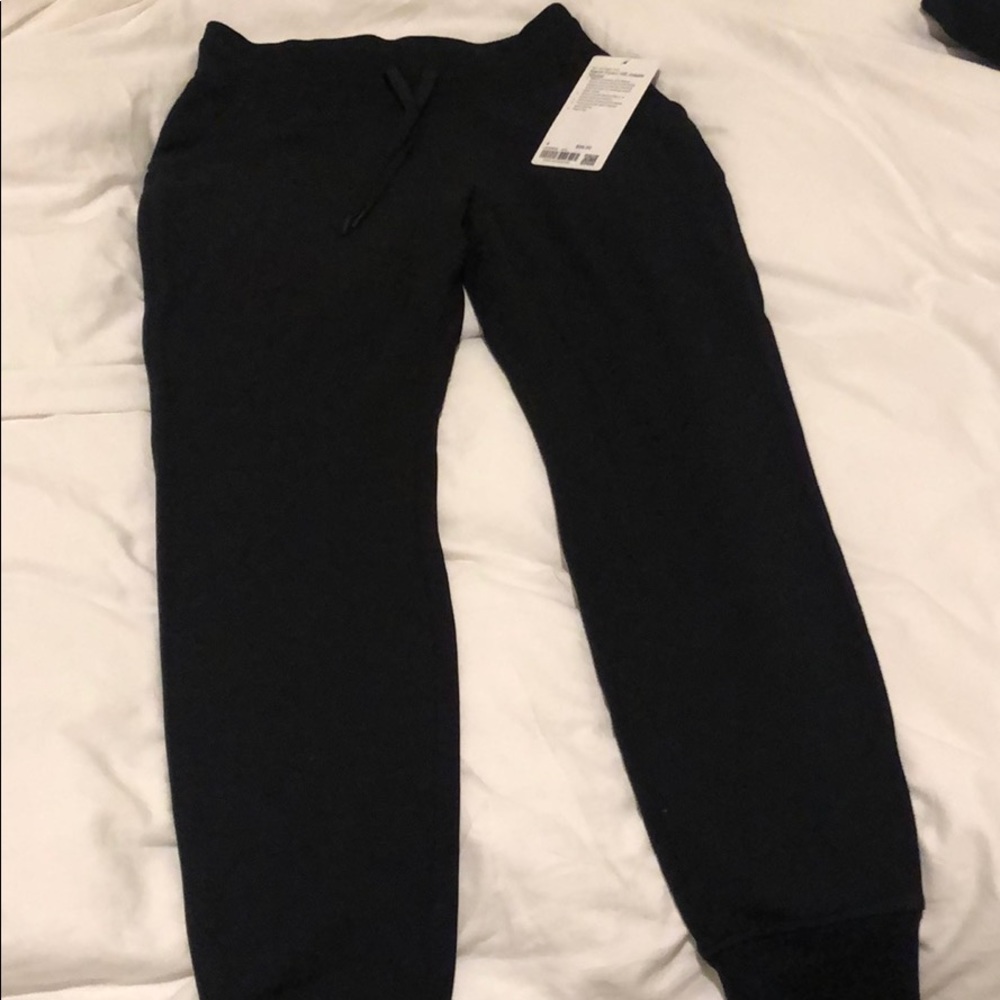 NWT Lulu Joggers